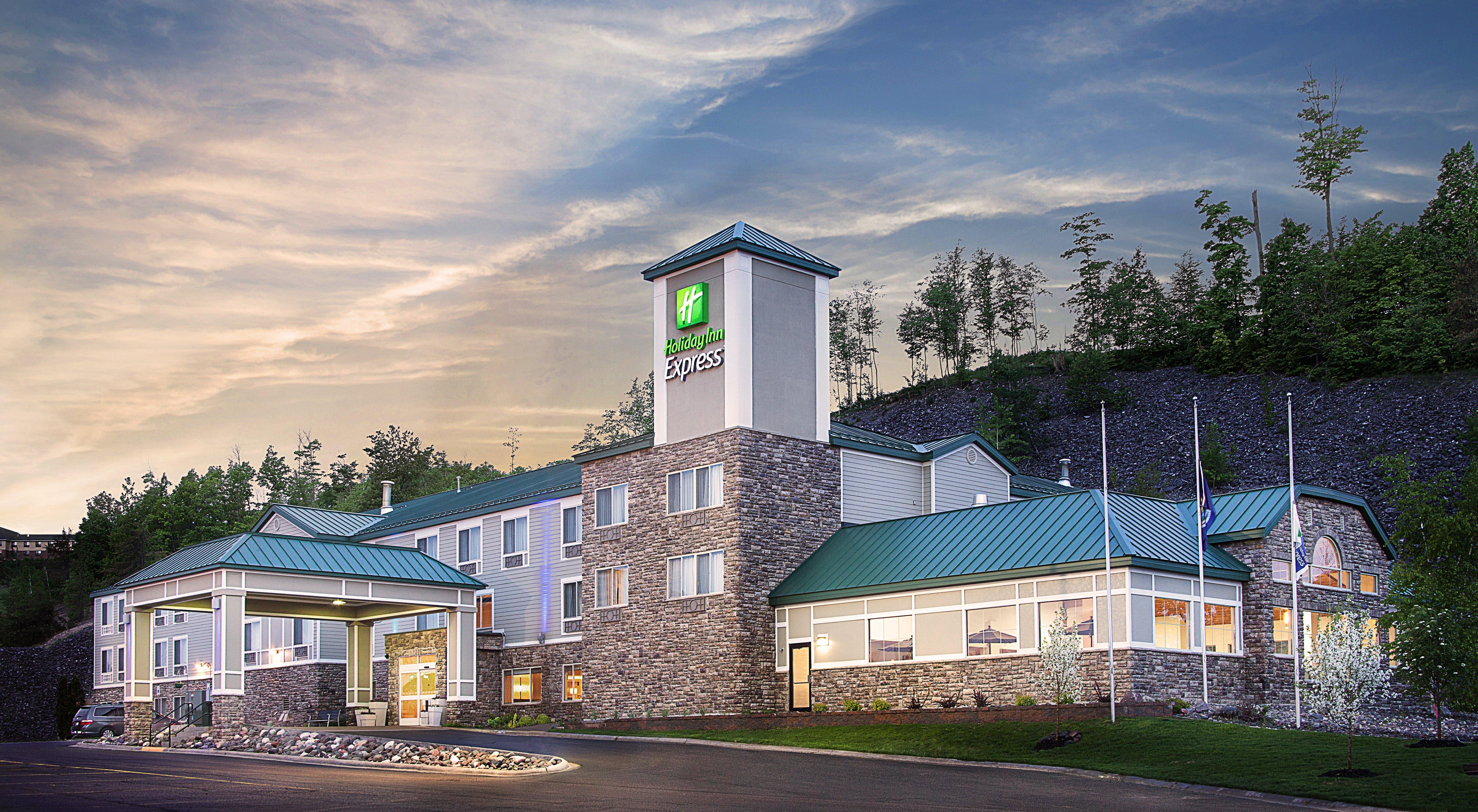 Holiday Inn Express Houghton-Keweenaw By Ihg Extérieur photo