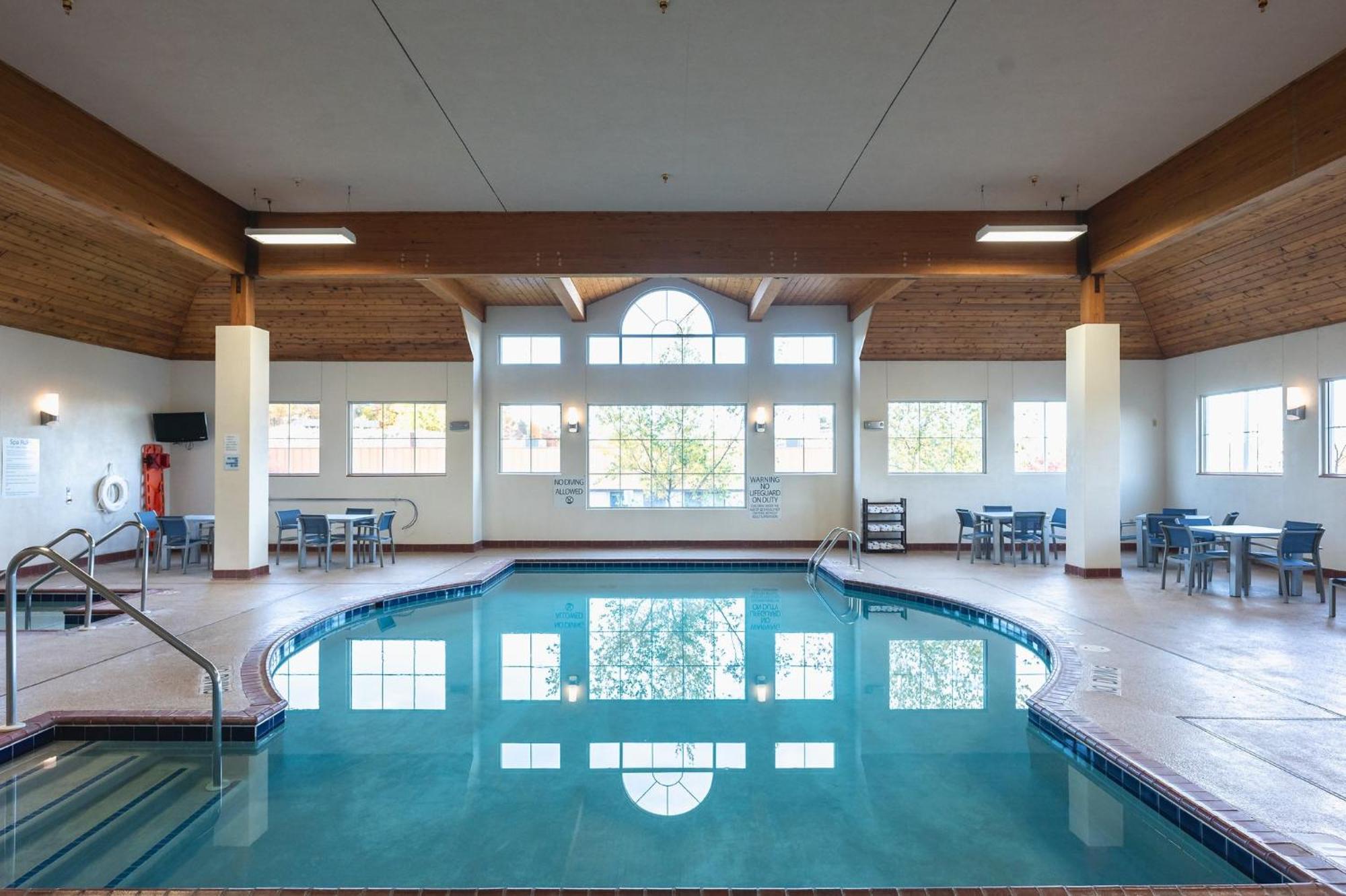 Holiday Inn Express Houghton-Keweenaw By Ihg Extérieur photo